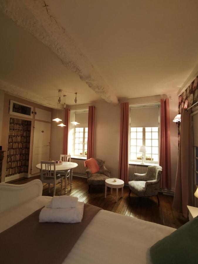 Bed and Breakfast La Tannerie De Montreuil Монтрей-сюр-Мер Экстерьер фото